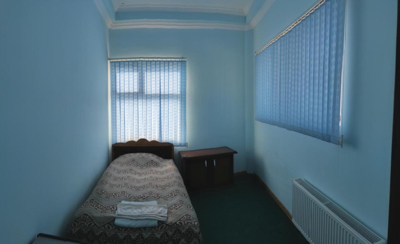 Dost Evi Motel Şǝki Buitenkant foto