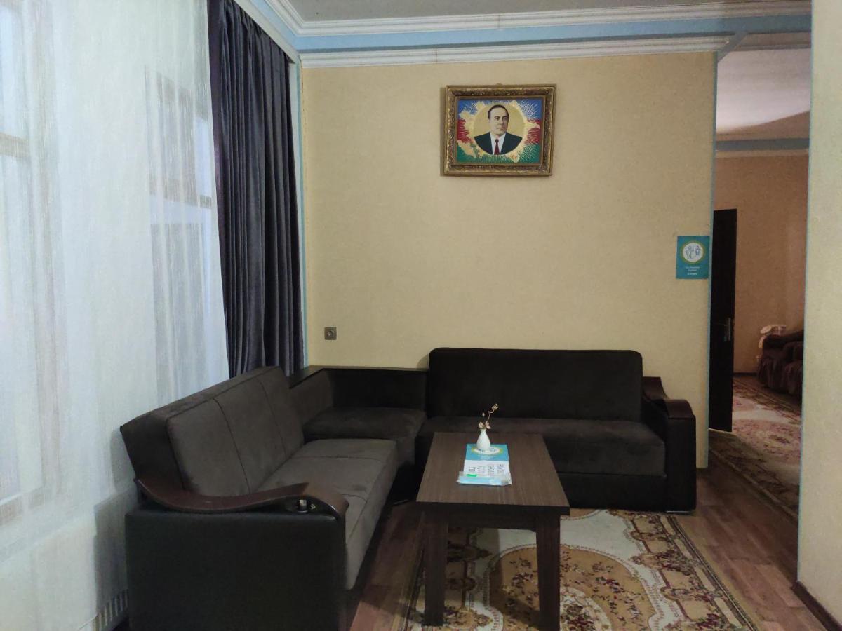 Dost Evi Motel Şǝki Buitenkant foto