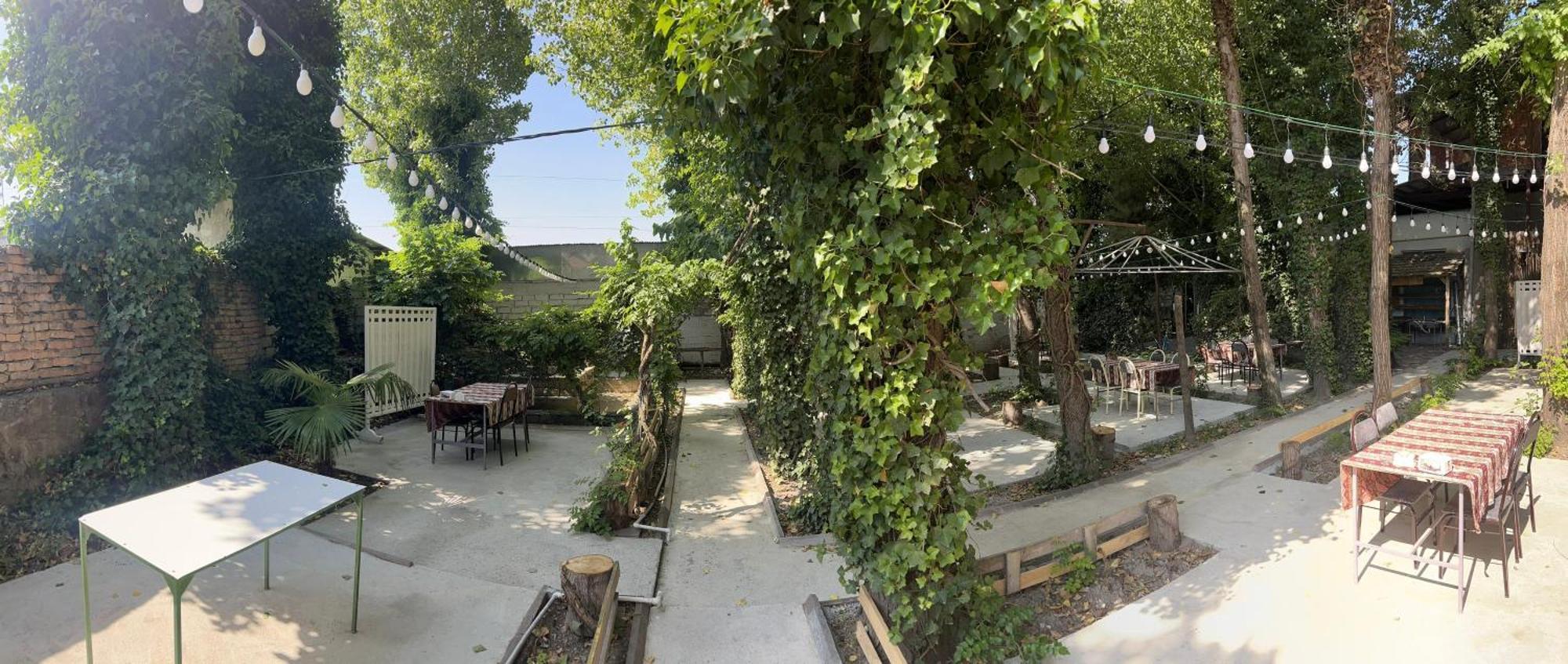 Dost Evi Motel Şǝki Buitenkant foto